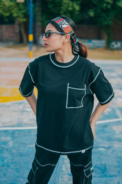 BLACK CONTRAST OVERSIZED T-SHIRT