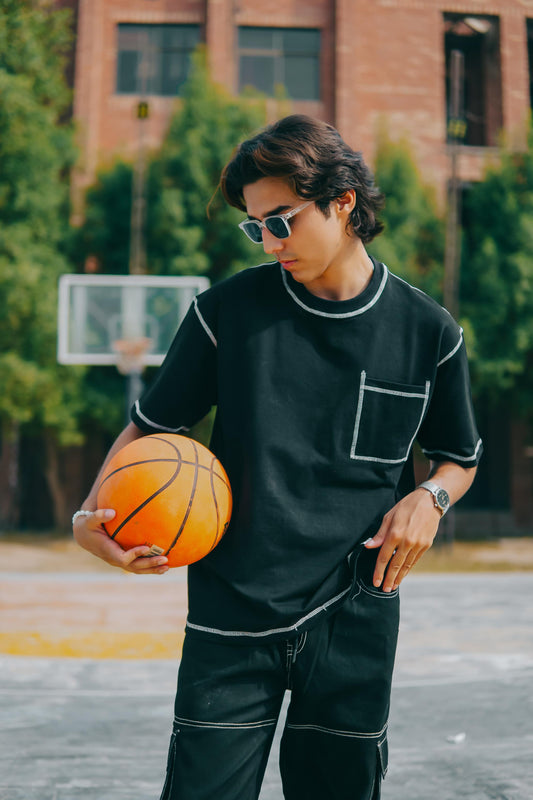 BLACK CONTRAST OVERSIZED T-SHIRT